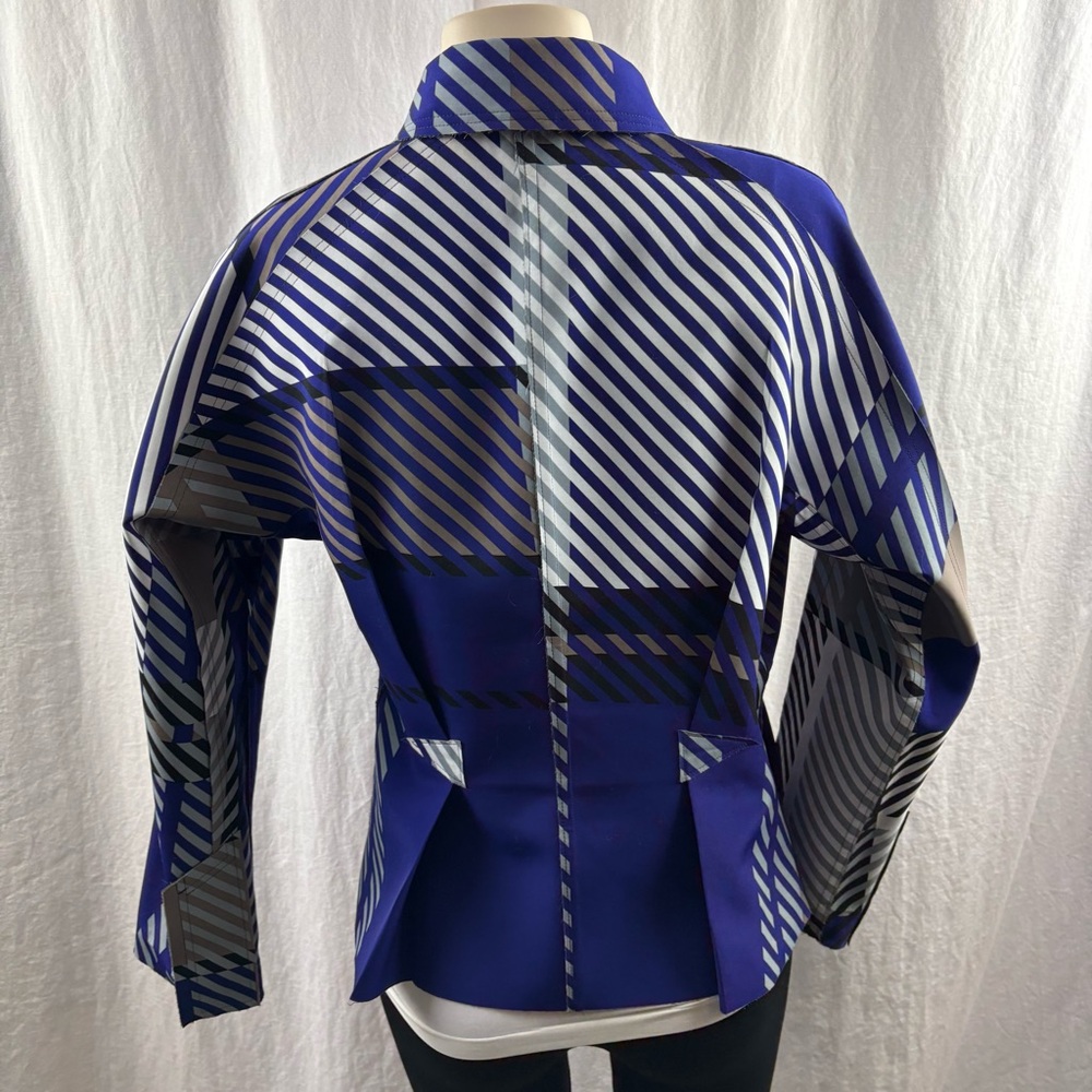 Issey Miyake Reversible Charcoal Blazer with Pattern - Picture 7 of 16